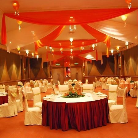 Kuala Lumpur International Hotel Экстерьер фото