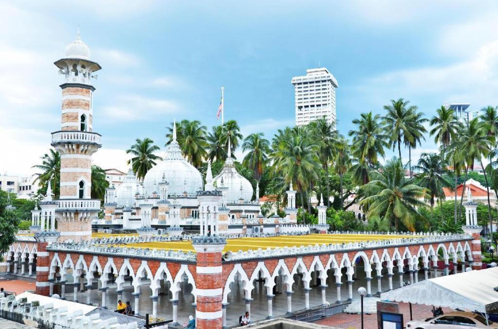 Kuala Lumpur International Hotel Экстерьер фото