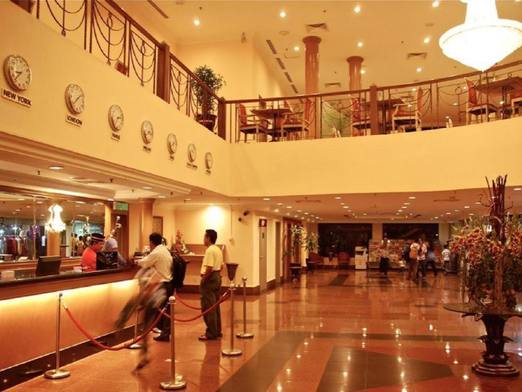Kuala Lumpur International Hotel Экстерьер фото